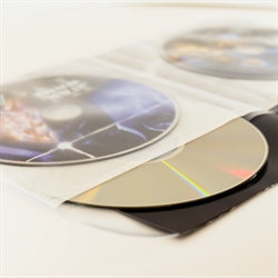 4-levyinen DVD-tasku huovalla