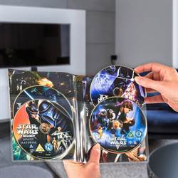 4 levyn DVD-tasku, jossa paikka kannelle - 10 kpl